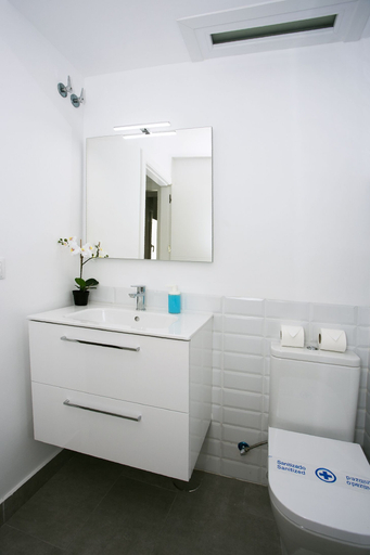 Bathroom 3, Mango & Tropical Apartment, Málaga