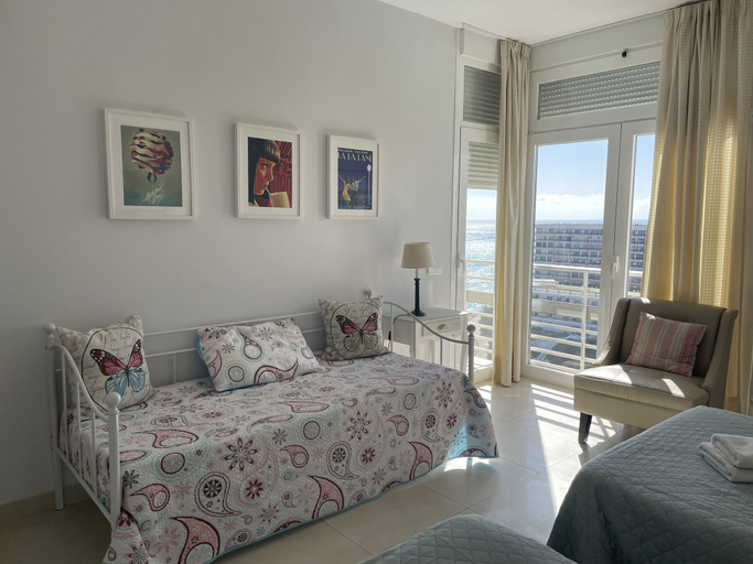 Bedroom 5, Apartamentos La Roca Rentals, Málaga