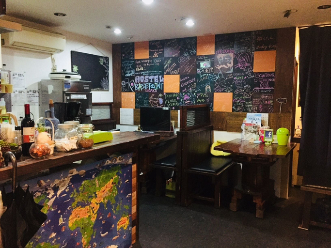 Food & Drinks