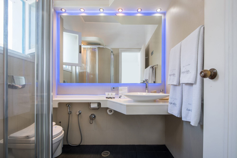 Bathroom 5, Aegialis Hotel & Spa, South Aegean
