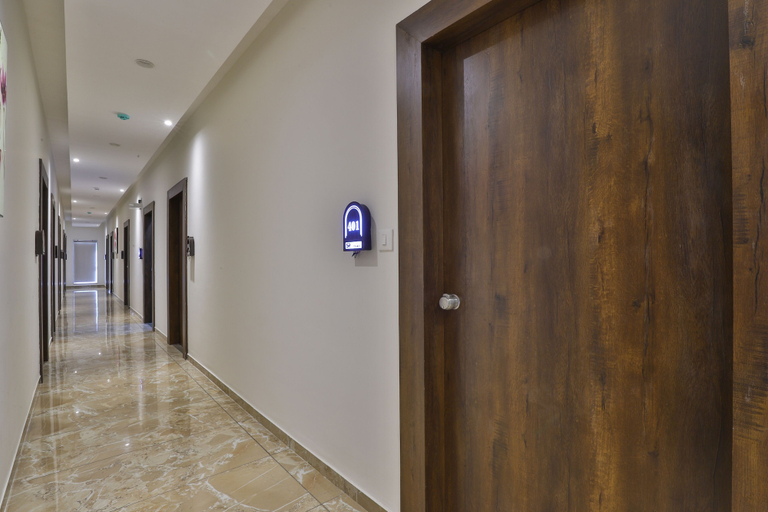 Others 5, Hotel SR Regency, Anand