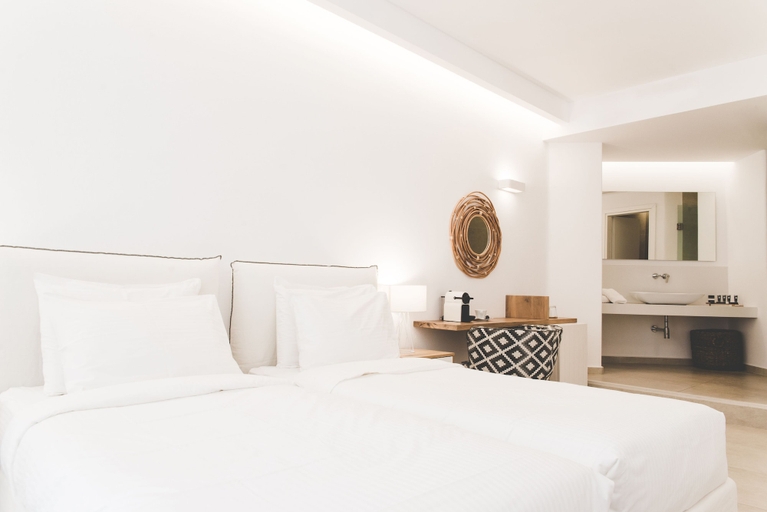 Bedroom 3, Super Paradise Hotel, South Aegean