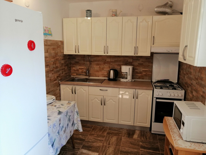 Others 5, Apartment Zarace, Jelsa