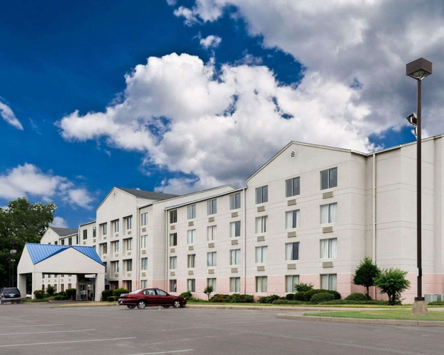 Exterior & Views 2, Rodeway Inn, Washington