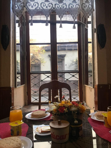 Others 3, Hostal Croata, Elqui