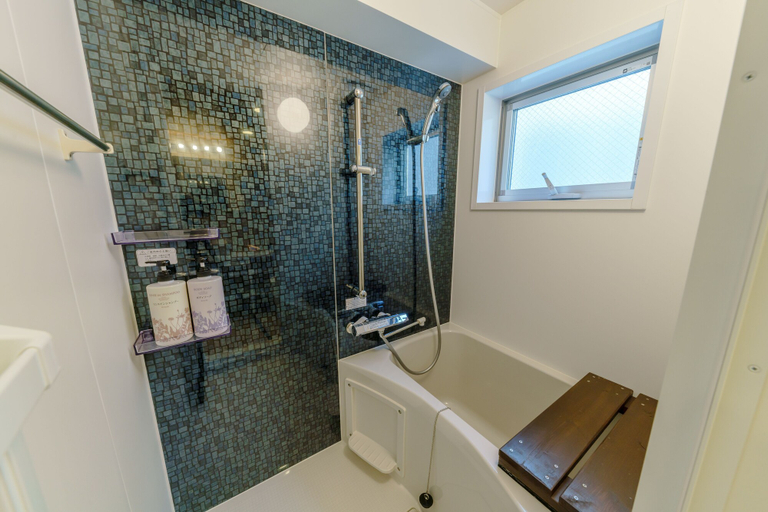 Bathroom 4, Orion Resort, Shinjuku