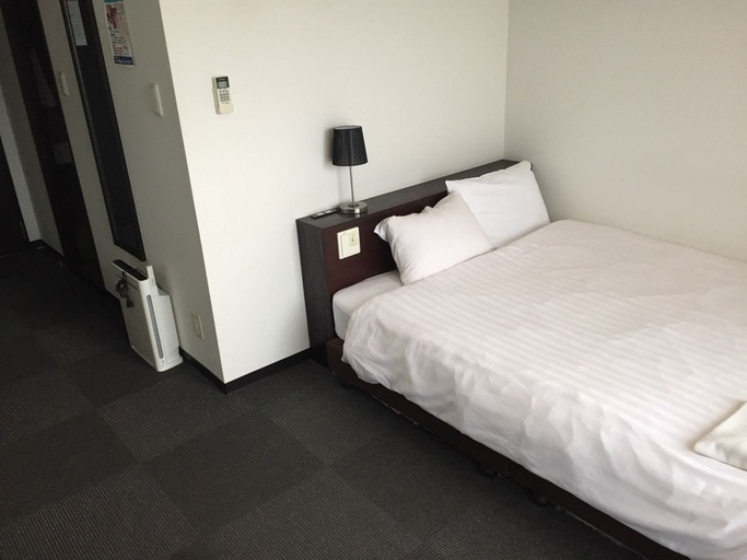Bedroom 3, Omura Station Hotel, Ōmura