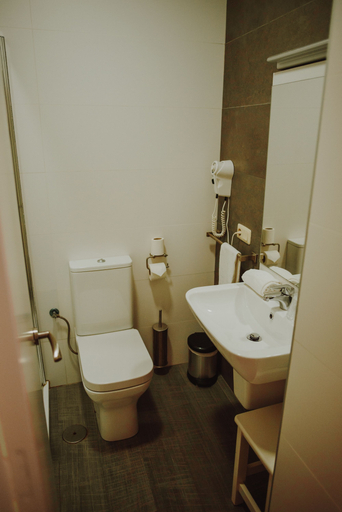 Bathroom 5, Hotel Nuro, Cádiz