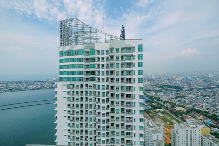 Exterior & Views 3, Comfort and Elegant 1BR Green Bay Condominium Apartment By Travelio, Jakarta Utara
