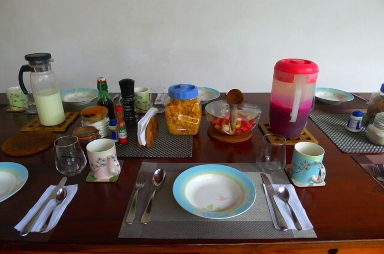 Food & Drinks 4, Miss Margrit's Guesthouse, Granada