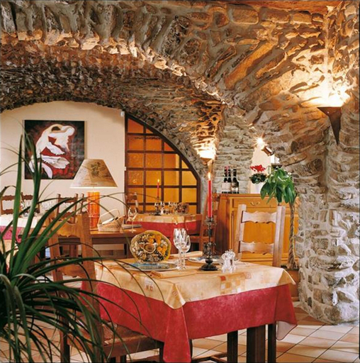Others 5, Hôtel Restaurant du Nord, Savoie