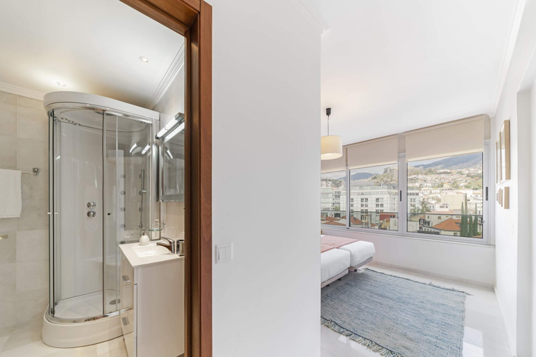 Bathroom 4, Arriaga I by An Island Apart, Funchal