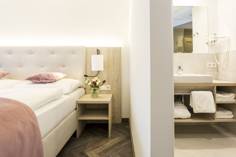 Bedroom 4, Boutiquehotel Bergvilla, Feldkirch