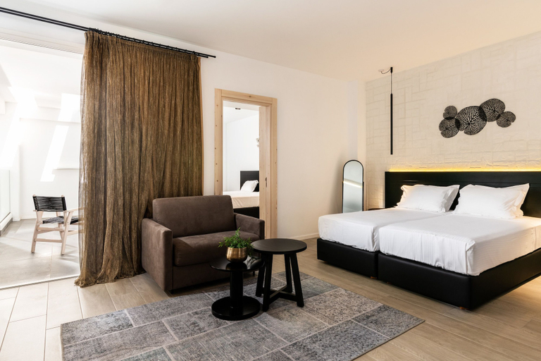 Bedroom 4, Abacus Suites