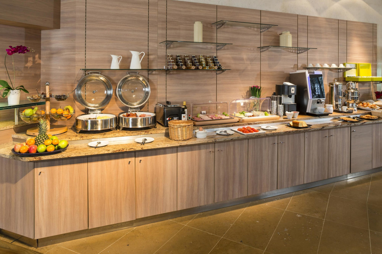 Food & Drinks 5, Residhome Courbevoie La Défense, Hauts-de-Seine