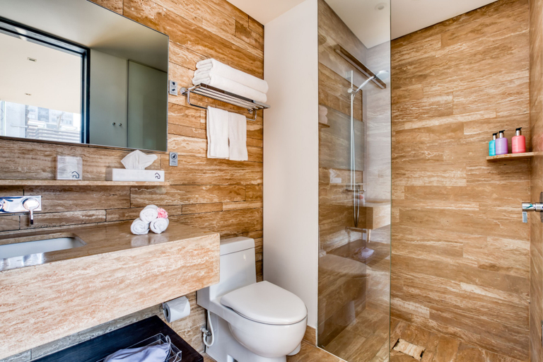 Bathroom 4, AR 218 Hotel by ULIV, Mexico City