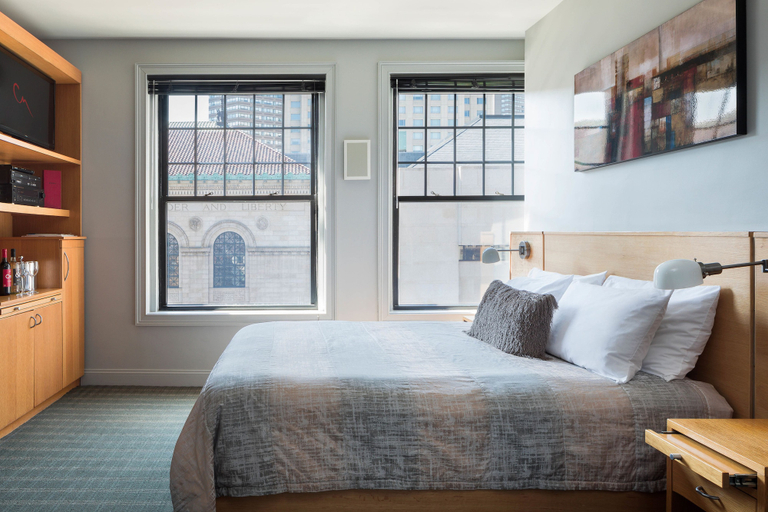 Bedroom 2, Charlesmark Hotel, Boston