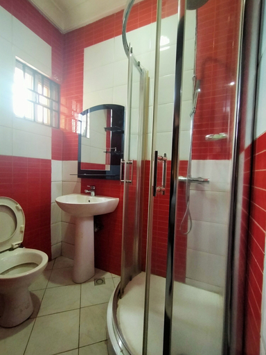 Bathroom 3, Pameec Luxury Suites Utako, AbujaMun