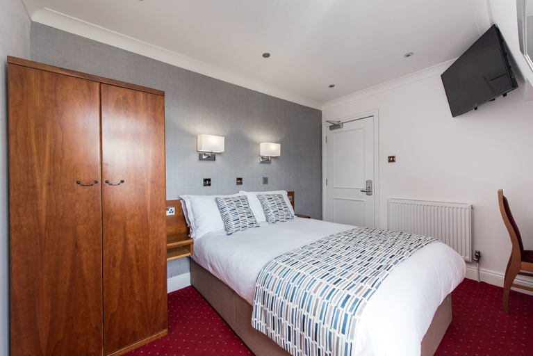 Bedroom 3, The Queens Hotel, Torbay