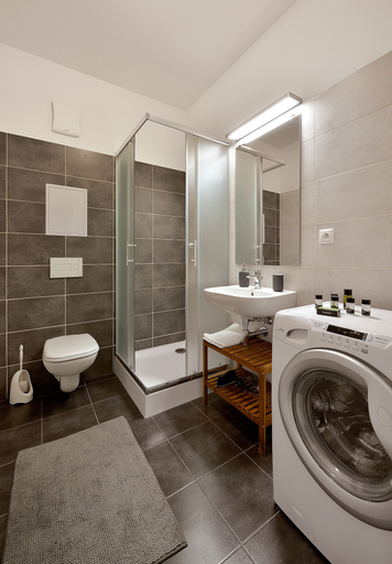 Bathroom 3, Charming & Cozy Ambiente Apartments, Bratislava I