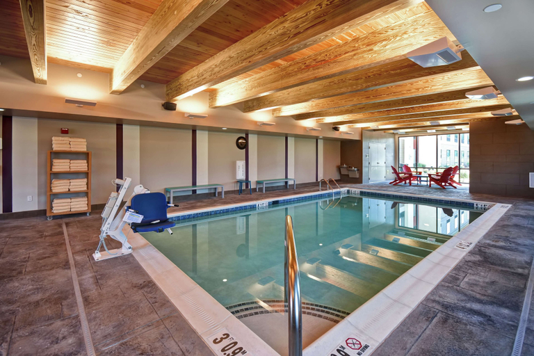 Sport & Beauty 5, Home2 Suites by Hilton Mechanicsburg, Cumberland