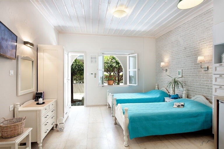Bedroom 2, Alkionides Seaside Apartments, Crete
