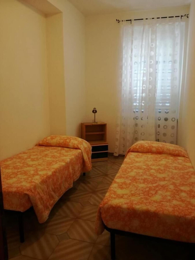 Room 4, Casa Vacanze Del Duca, Foggia