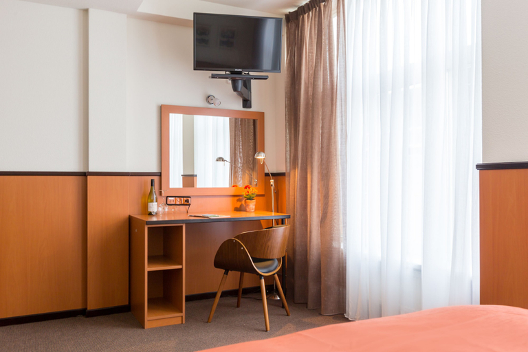 Bedroom 3, Stadshotel Heerlen, Heerlen