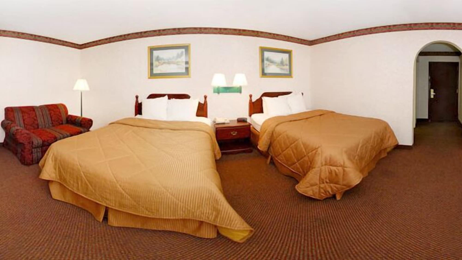 Bedroom 2, Quality Inn & Suites Tarboro - Kingsboro, Edgecombe