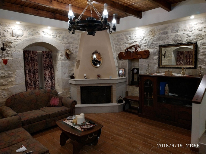 Others 1, Amazing Stone villa, Crete
