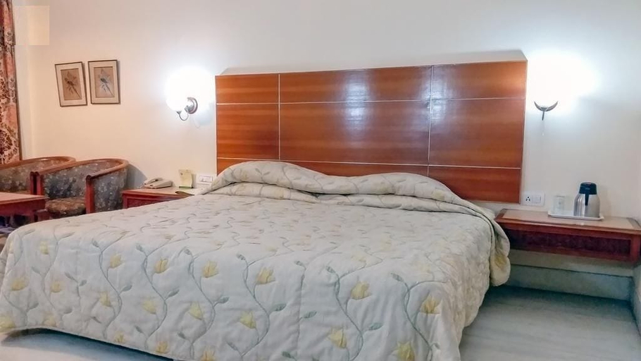 Bedroom 4, Woodlands Hotel, Bangalore