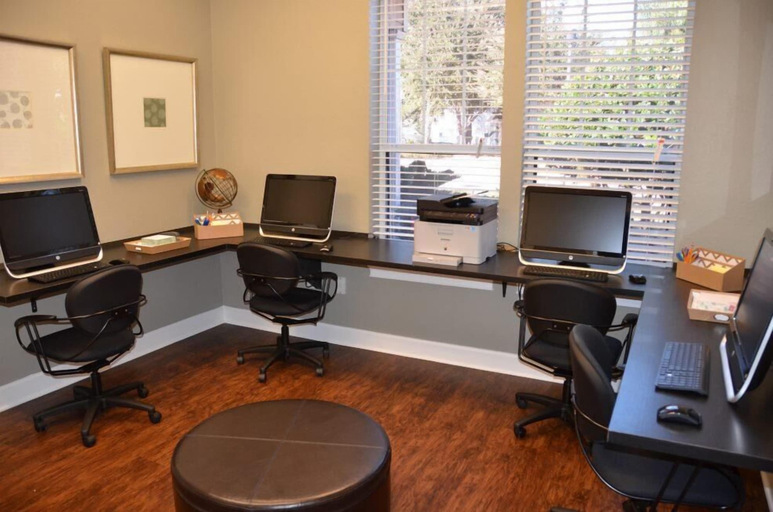 Others 5, Lucaya 3 Bedroom 2 Bath Townhome With Sophisticated Kitchen, Osceola