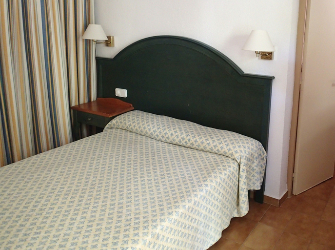 Bedroom 3, Insotel Club Maryland, Baleares