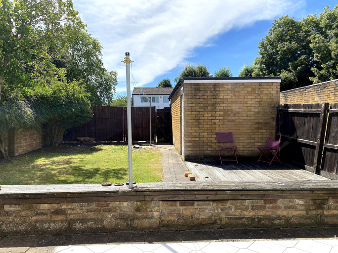 Exterior & Views 2, Huku Kwetu - Chelsea Garden, Central Bedfordshire