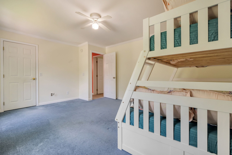 Bedroom 3, 2900sqft villa near ski & snowboarding, Monroe