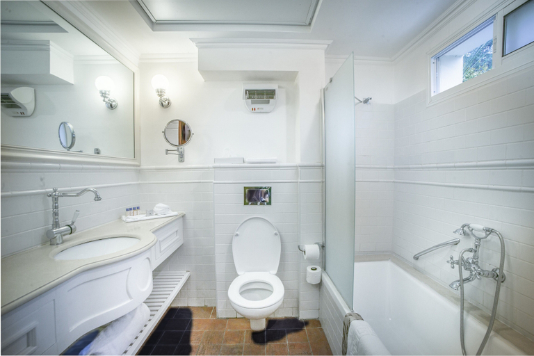 Bathroom 5, Pastoral Kfar Blum Hotel