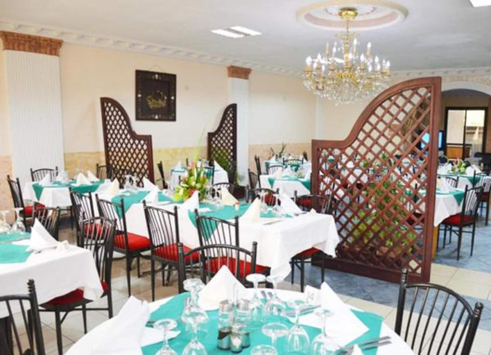 Food & Drinks 4, Vallée des Princes Hôtel, Wouri