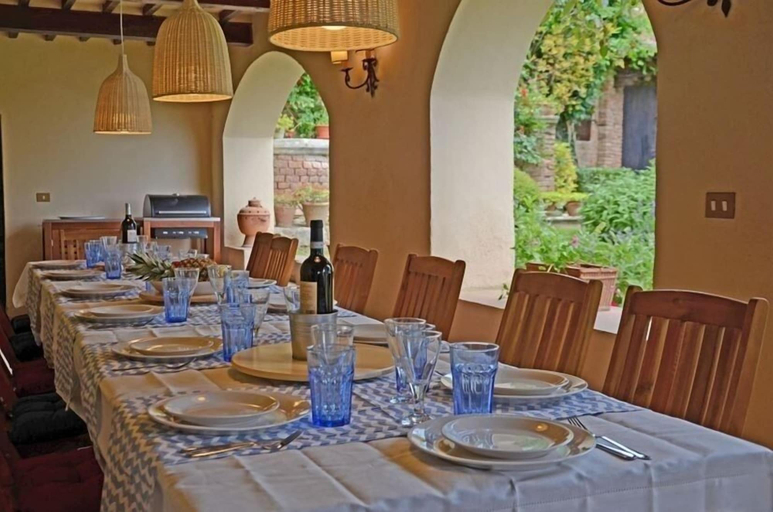 Food & Drinks, Villa Montalcinello, Siena