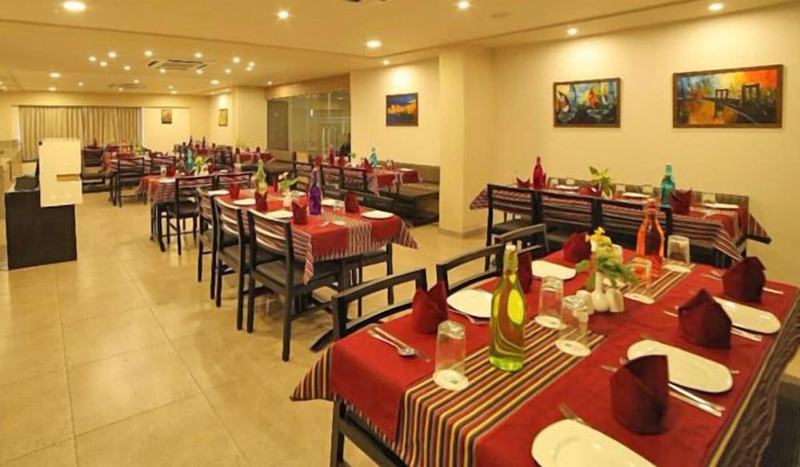 Food & Drinks 5, The Basil Park, Bhavnagar