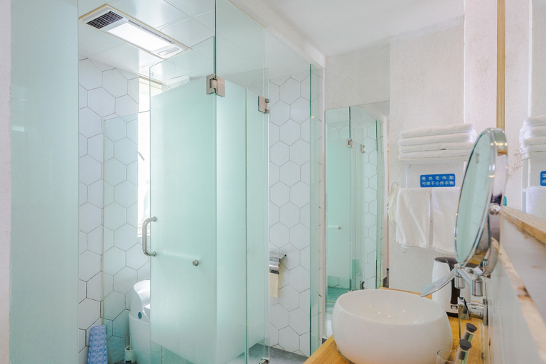 Bathroom 5, Butterfy Seaview Resort Villa, Dali Bai