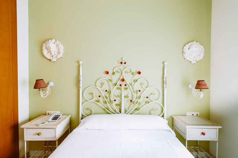 Bedroom 4, Basic Hotel Doña Manuela, Sevilla
