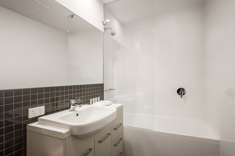 Bedroom 5, Quest King William South, Adelaide