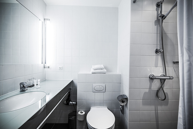 Bathroom 5, Hotel Kolding, Kolding