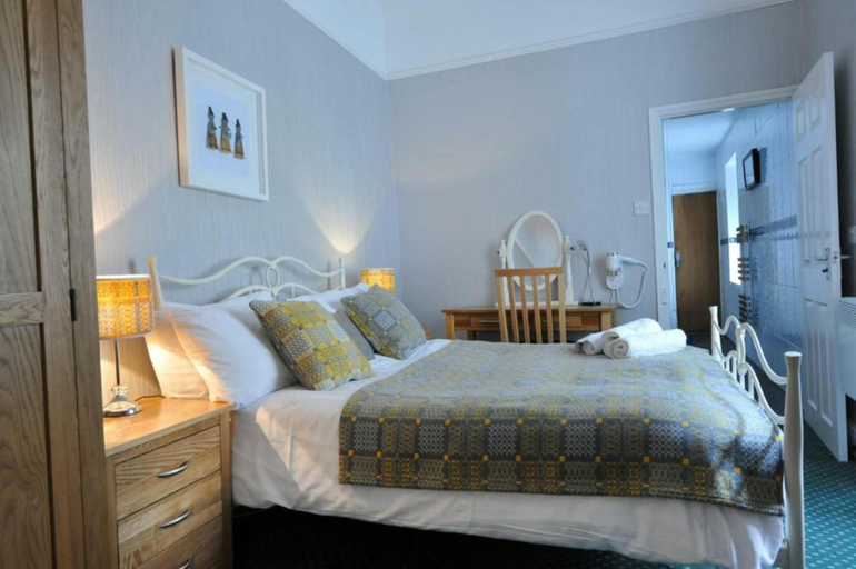 Bedroom 2, Gwesty'r Marine Hotel & Spa, Ceredigion