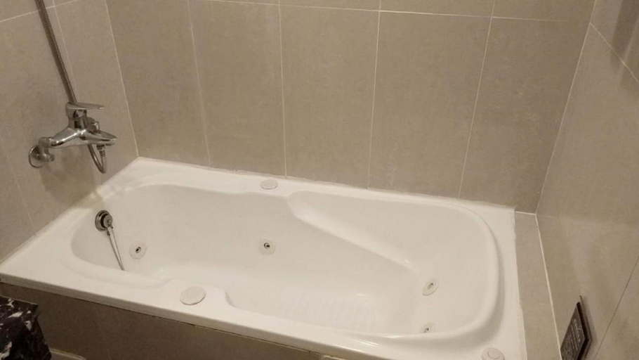 Bathroom 3, Elegance Hotel Taipei, Taipei City