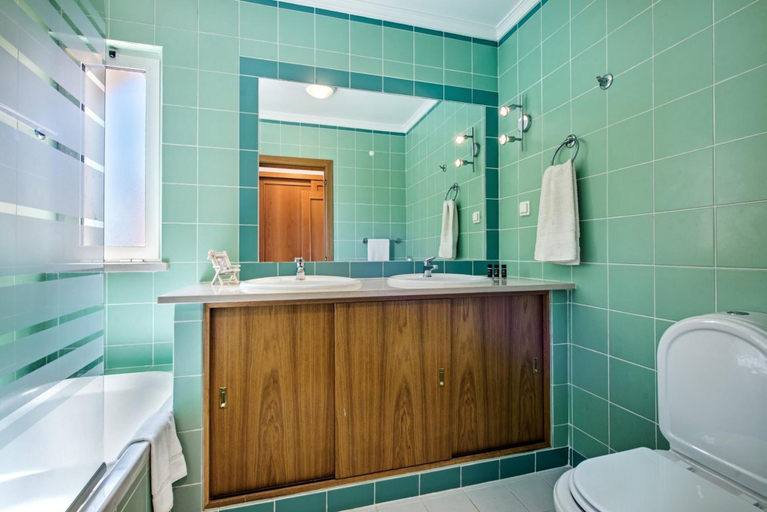 Bathroom 5, Jardim Da Meia Praia Hotel, Lagos