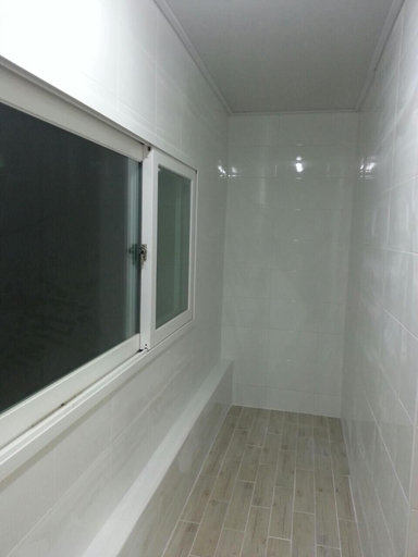 Others 4, Daon House, Buk