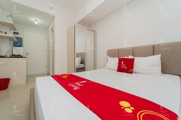 RedLiving Apartemen Barsa City by Ciputra - WM Property - Tap to explore photos