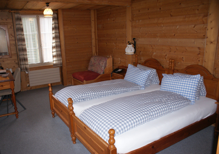 Bedroom 2, Hotel Bären - The Bear Inn, Interlaken
