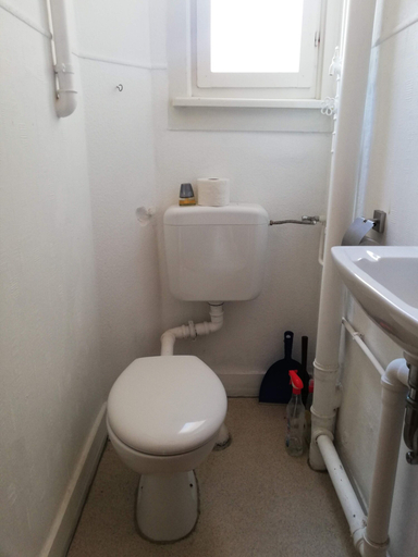 Bathroom 5, 3 Bed Flat - Sleeps 6 - Pets - Parking - Wifi, Schwarzwald-Baar-Kreis